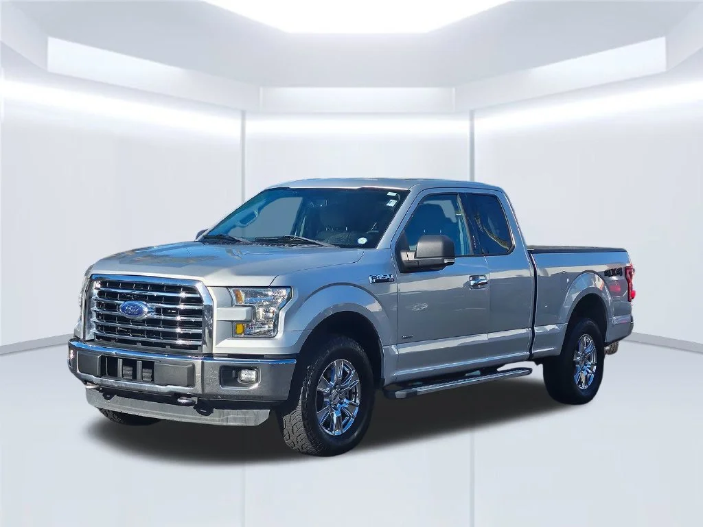 Certified Used 2016 Silver Ford XLT image 2