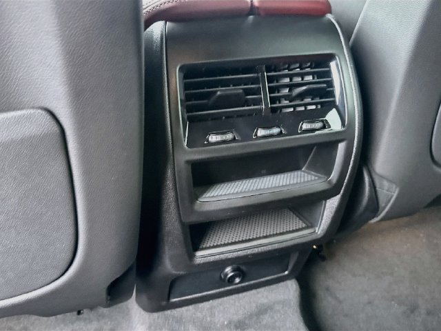 New 2027 Black BMW xDrive40i image 17