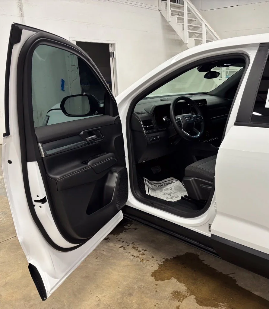Used 2026 White GMC Elevation image 21