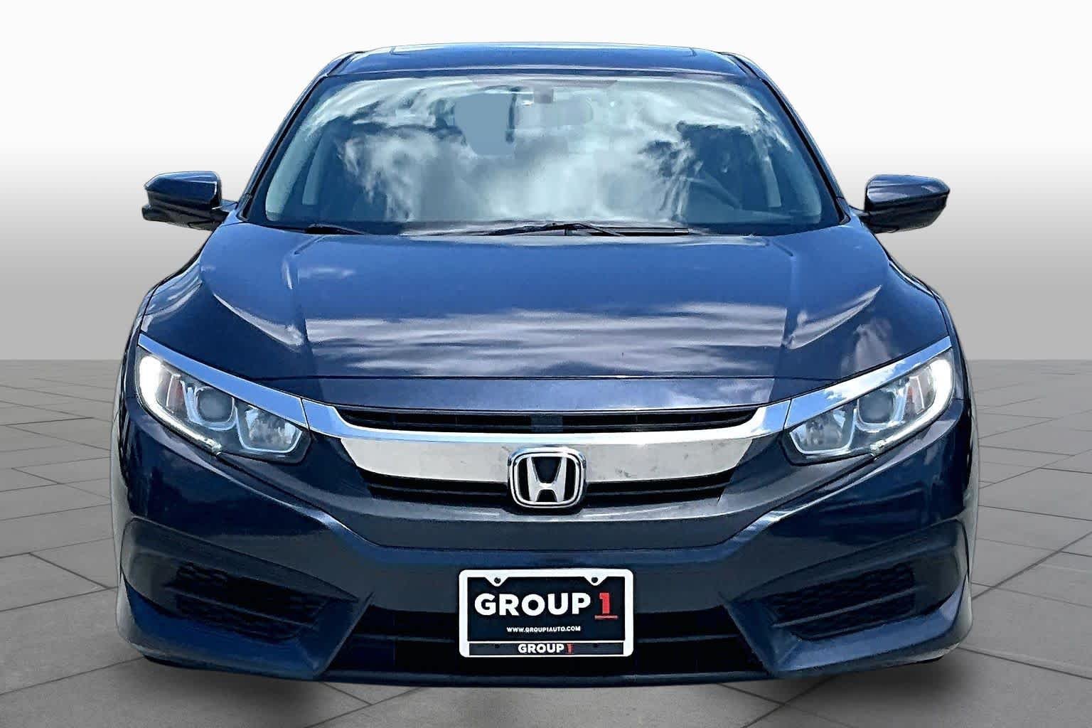Used 2018 Modern Steel Metallic Honda EX image 4