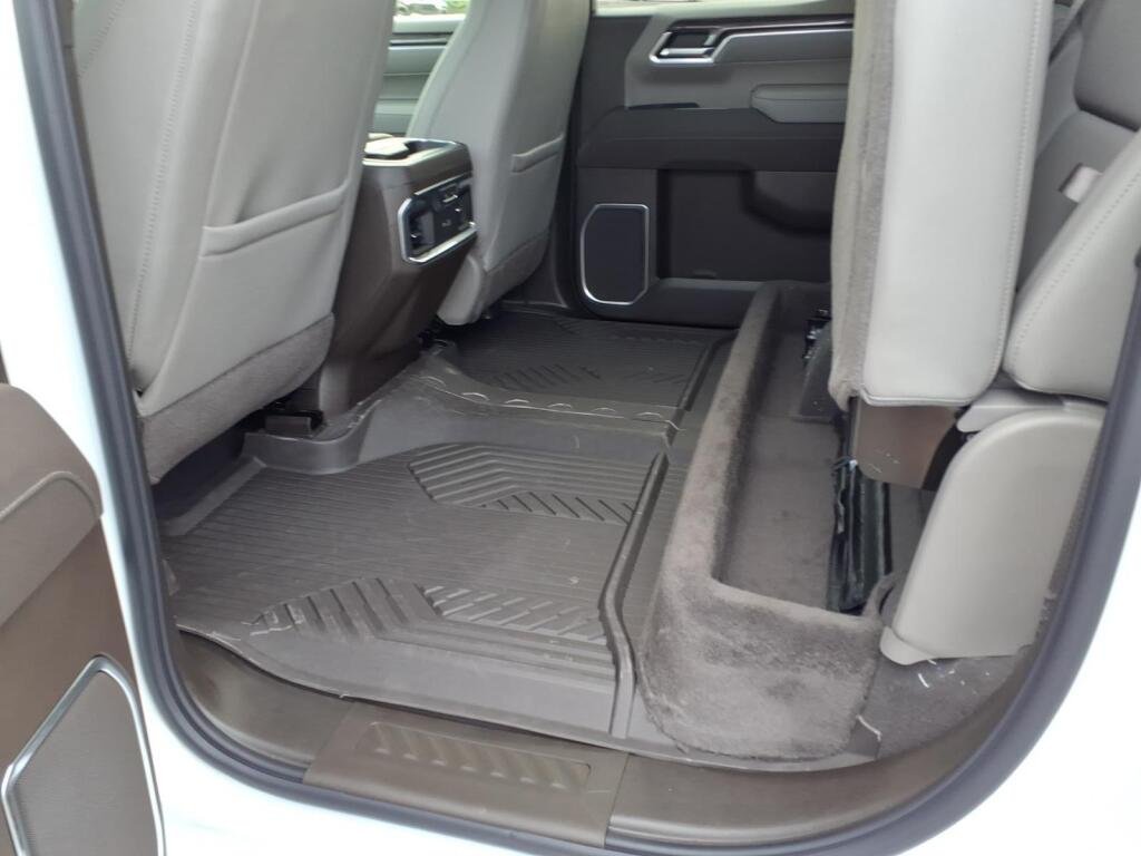 New 2026 Summit White Chevrolet LTZ image 7