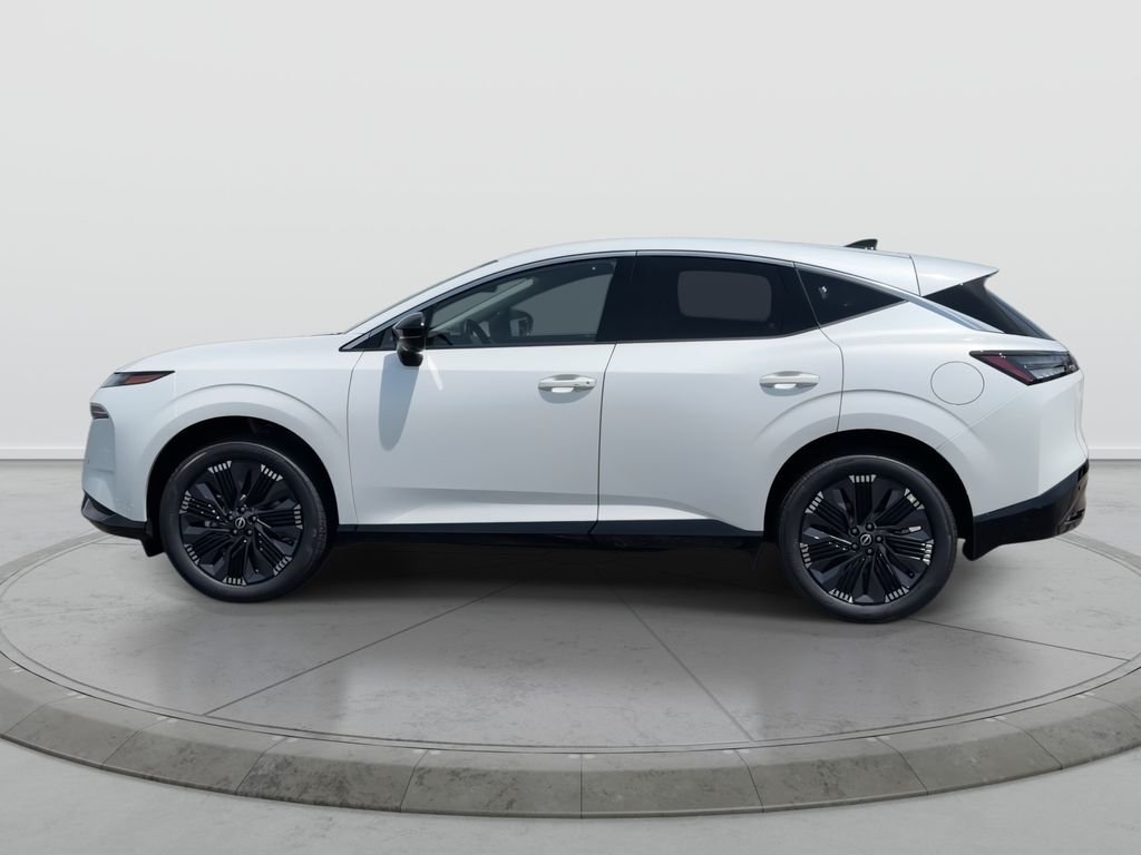 New 2026 White Pearl Nissan Platinum image 2
