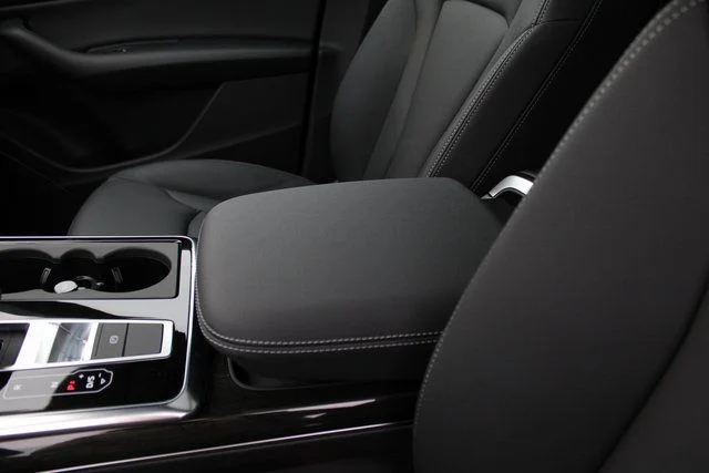 Used 2025 Black Audi 55 Premium image 8