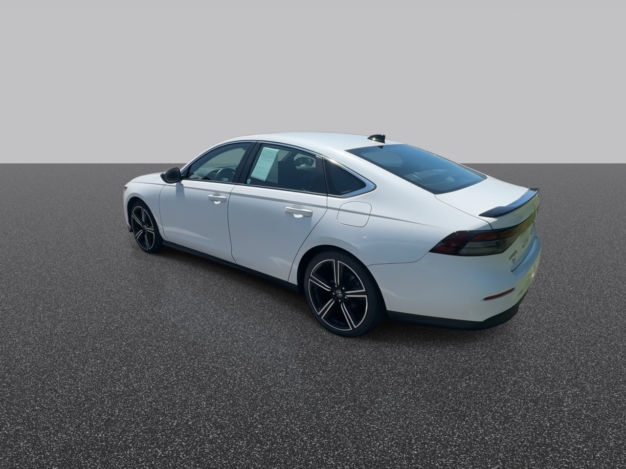Used 2023 Platinum White Pearl Honda Sport image 7