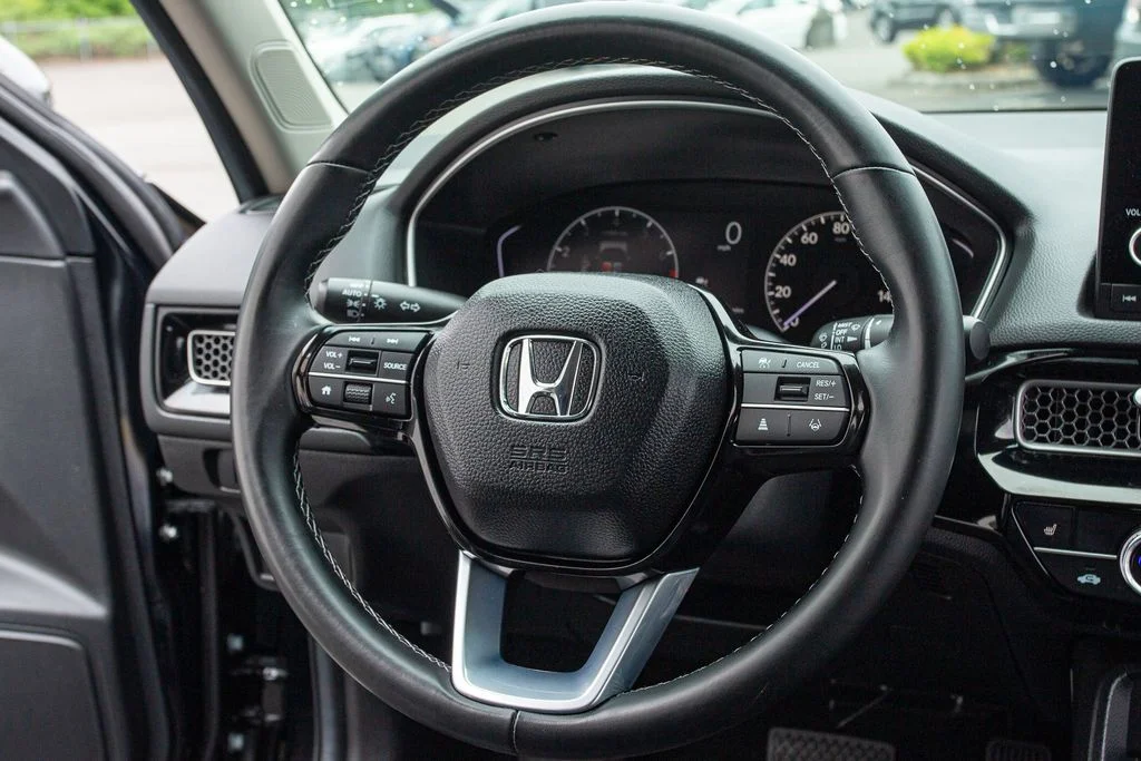 2024 Honda Civic Hatchback EX-L - Photo 23