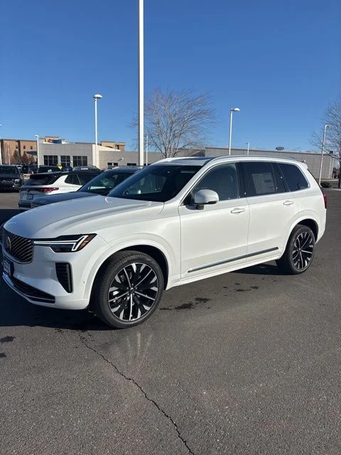2026 Volvo XC90 Plus - Photo 9