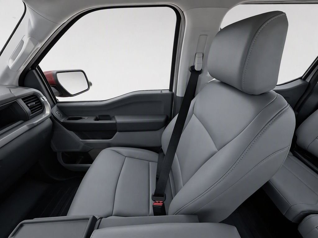 New 2026 Oxford White Ford XL image 13