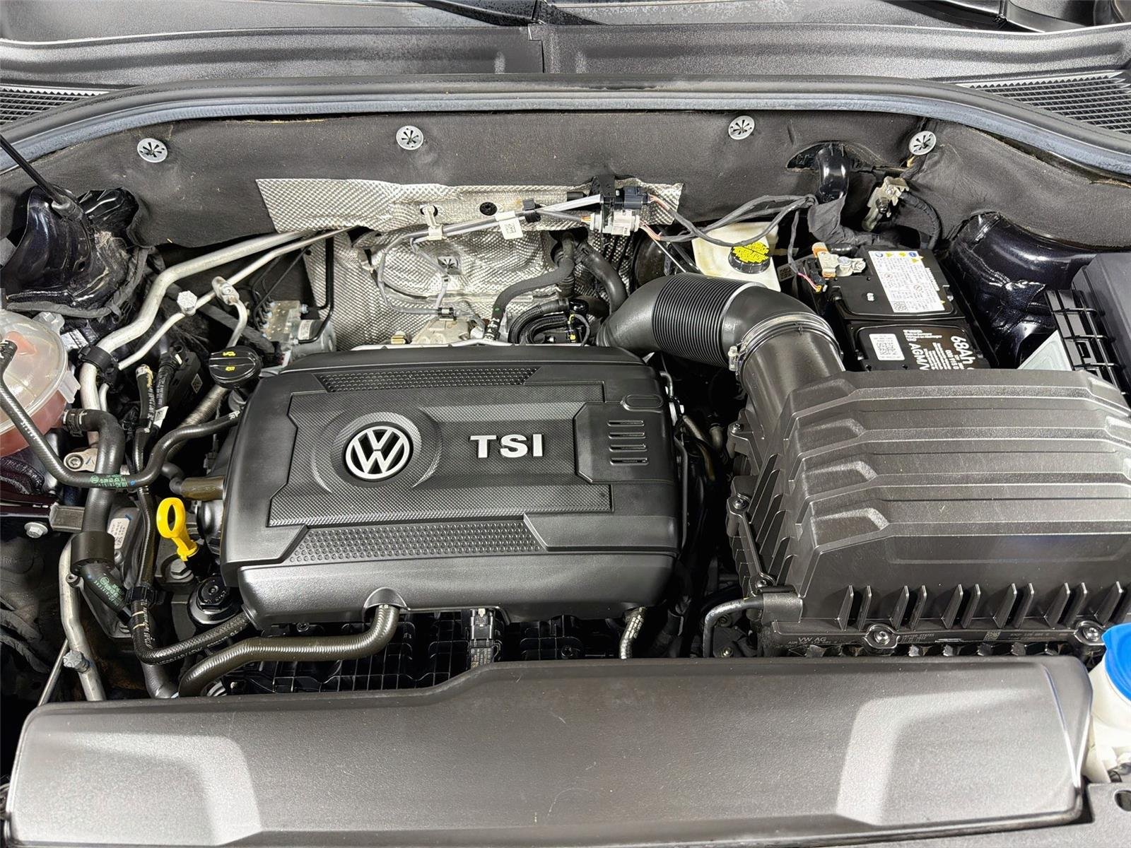 Used 2023 Deep Black Pearl Volkswagen 2.0T SE w/Technology image 30