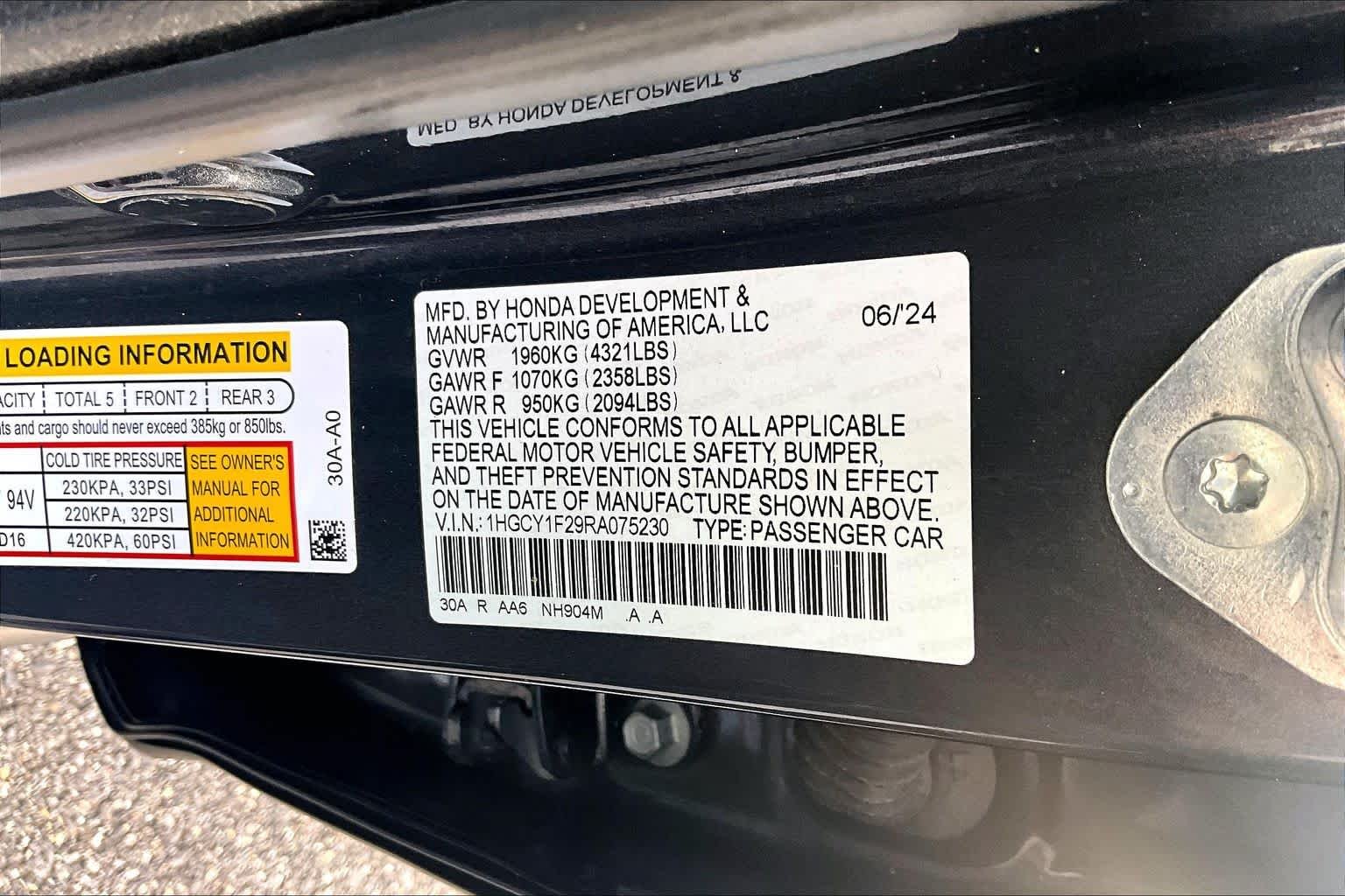 Used 2024 Meteorite Gray Metallic Honda LX image 31