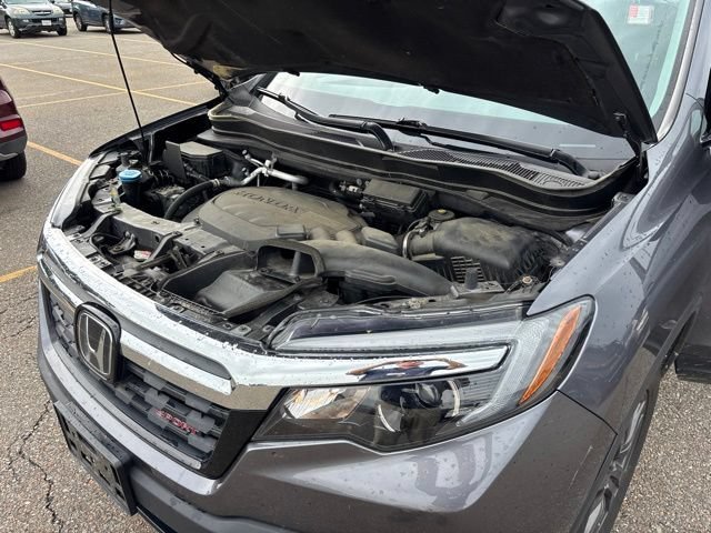 Used 2020 Pacific Pewter Metallic Honda Sport image 17