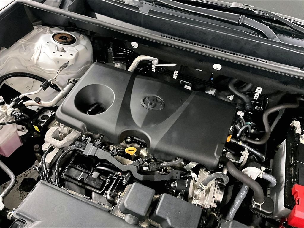 Used 2024 White Toyota XLE image 33