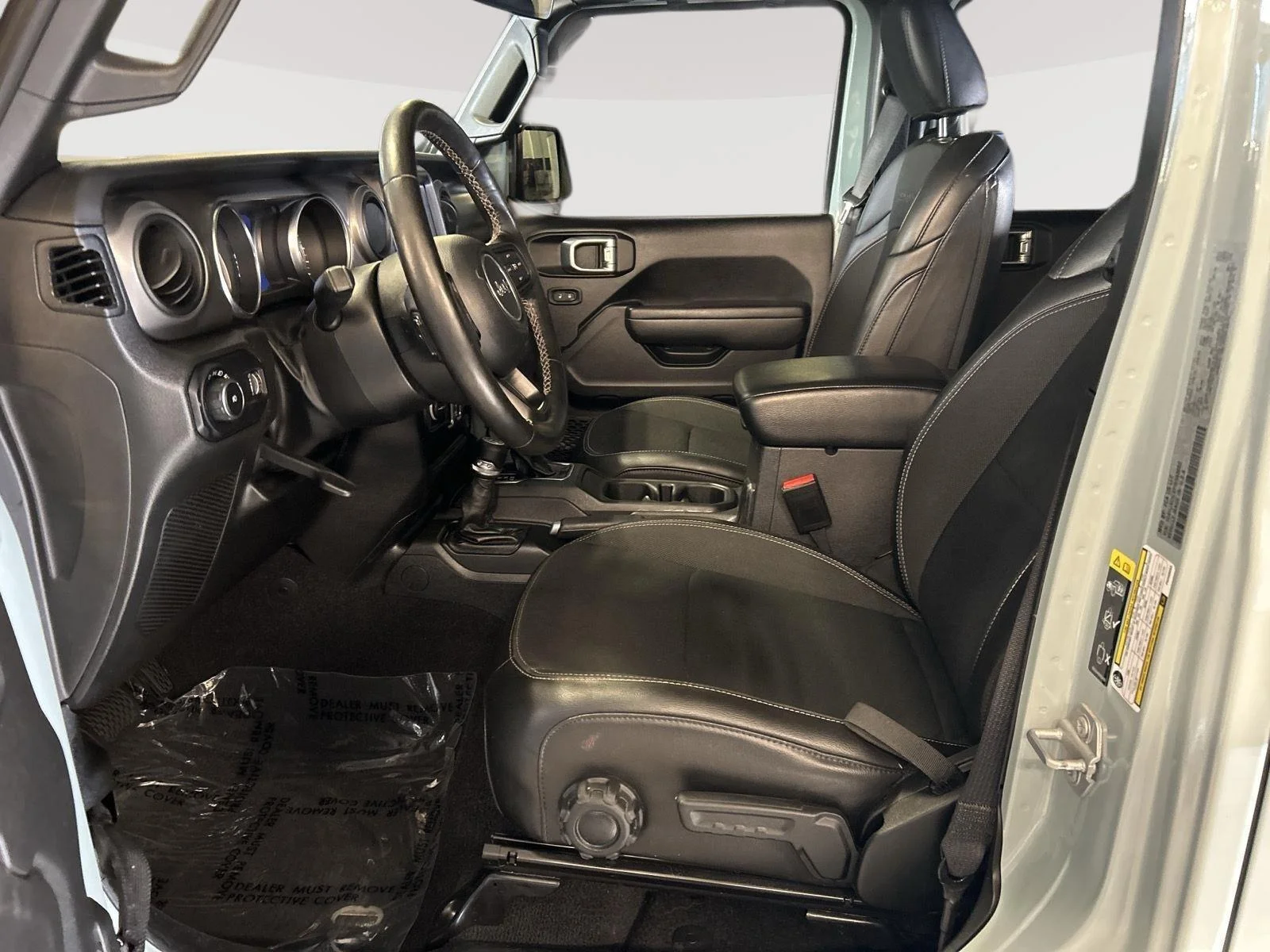 Used 2023 Earl Clearcoat Jeep Freedom image 12
