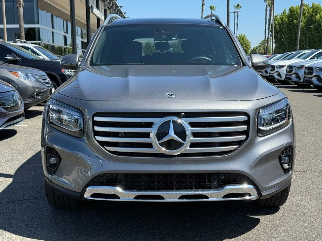 Used 2026 Gray Mercedes-Benz GLB 250 image 17