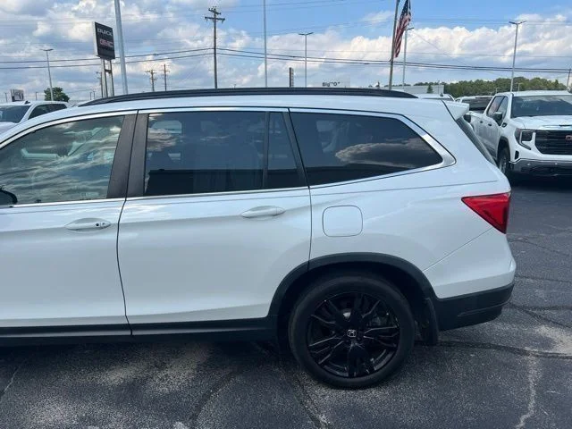 Used 2021 White Honda Special Edition image 6
