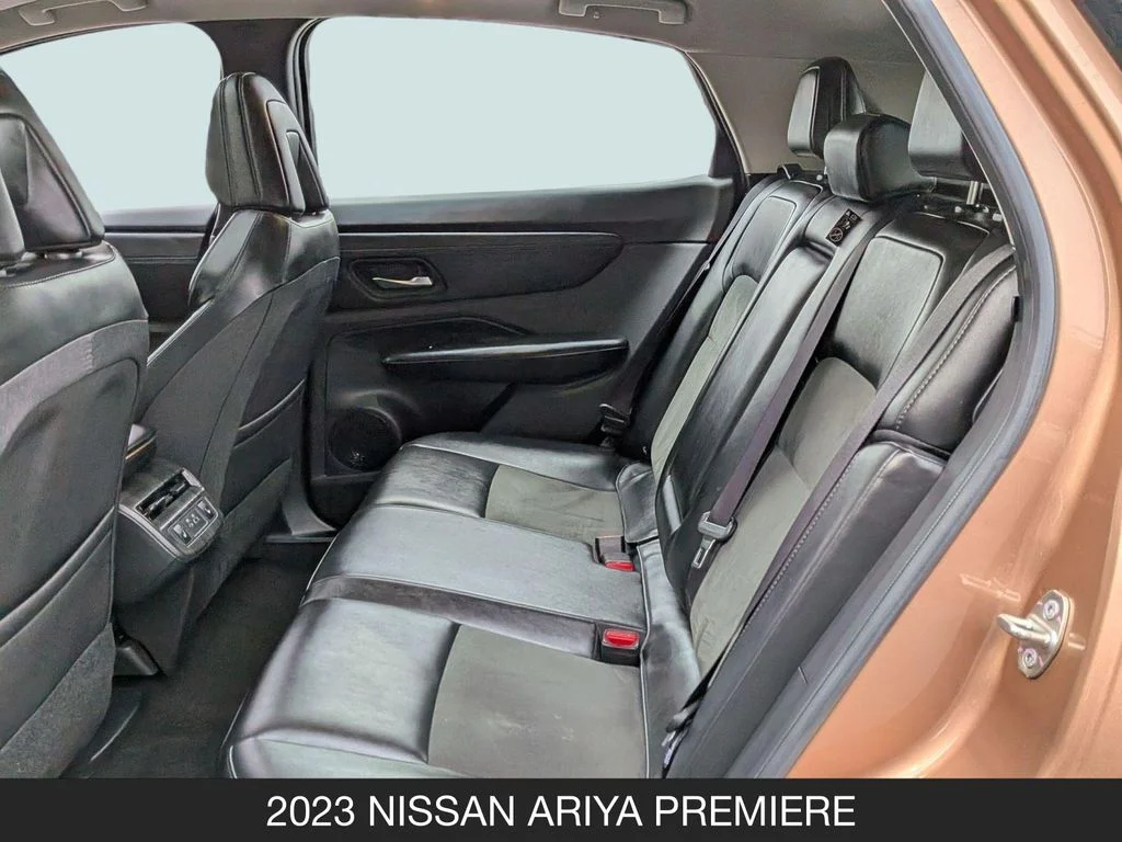 Used 2023 Brown Nissan PREMIERE image 17