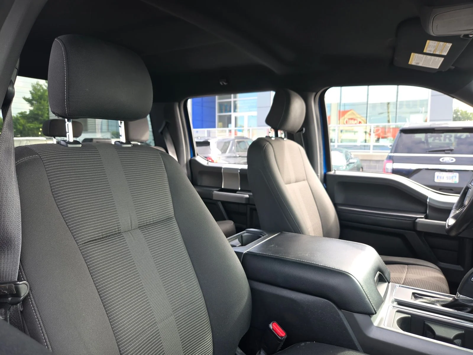 Used 2016 Blue Flame Metallic Ford XLT image 34