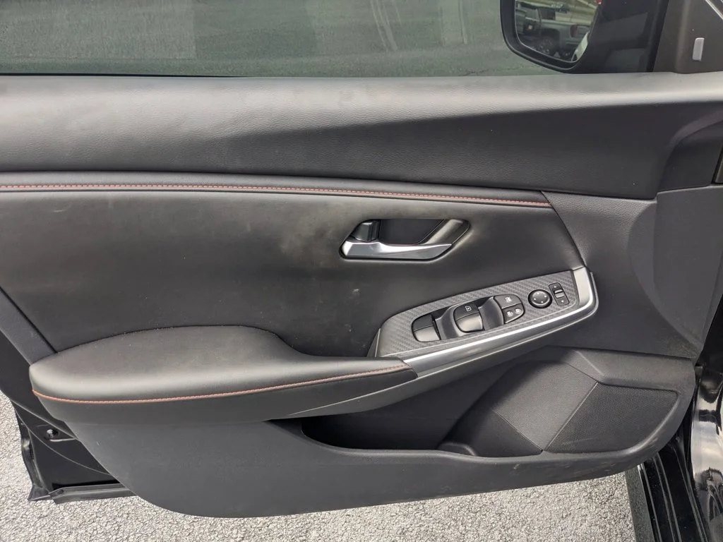 Used 2024 Super Black Nissan SR image 11