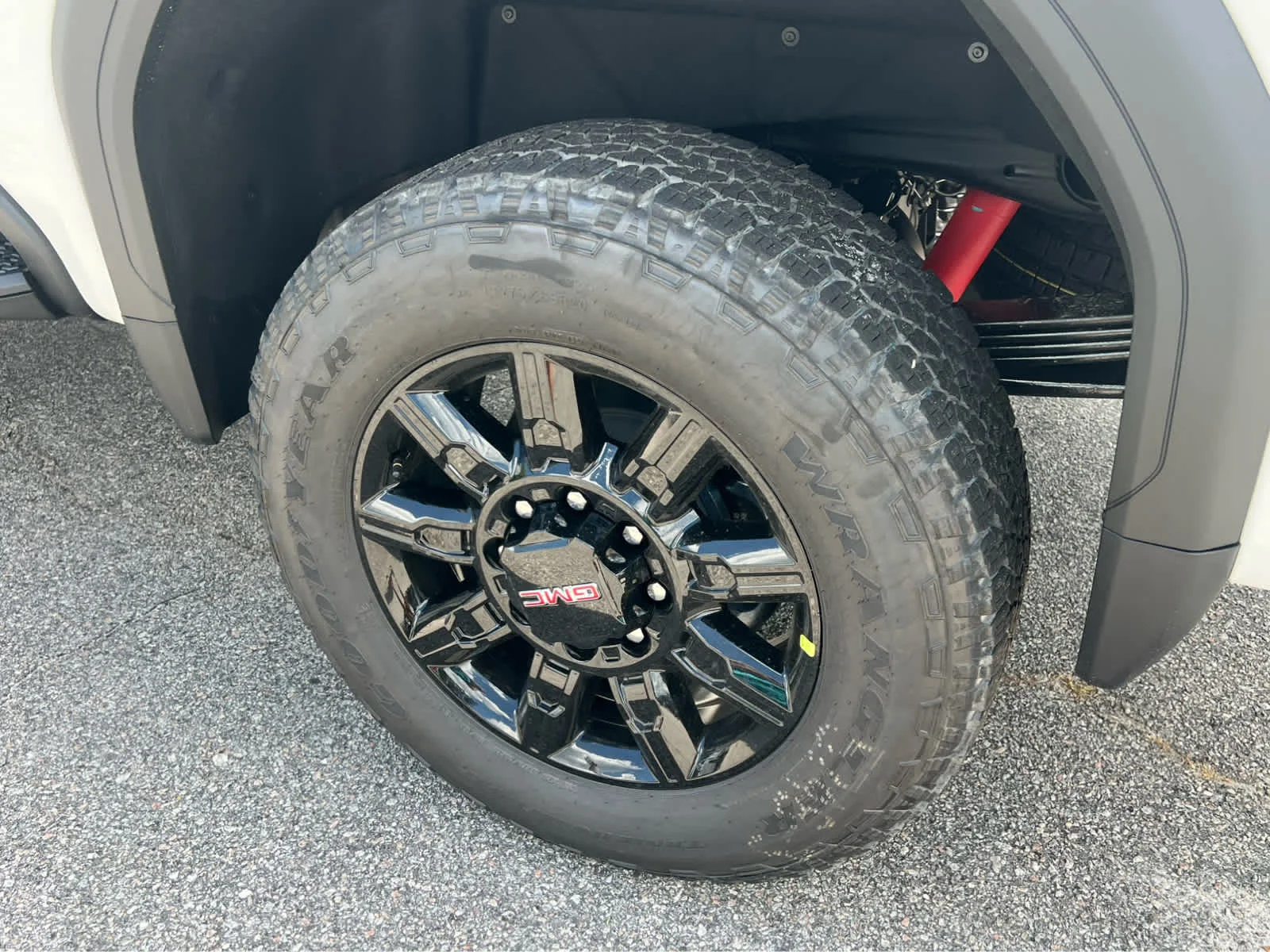 New 2026 Summit White GMC AT4 image 5