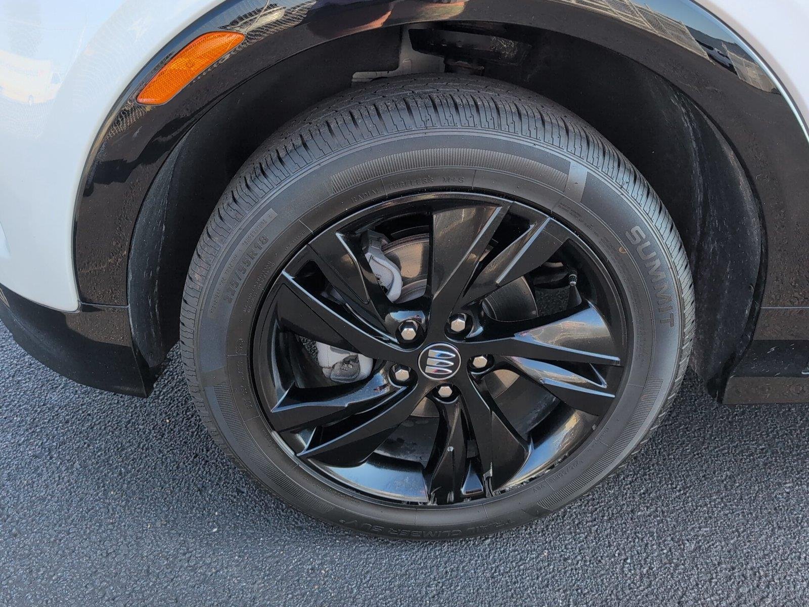 Used 2024 Summit White Buick Sport Touring image 9