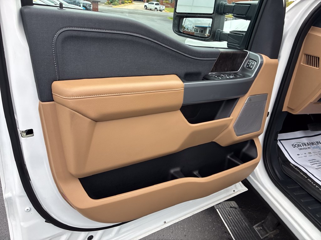 Used 2024 White Ford Lariat image 12
