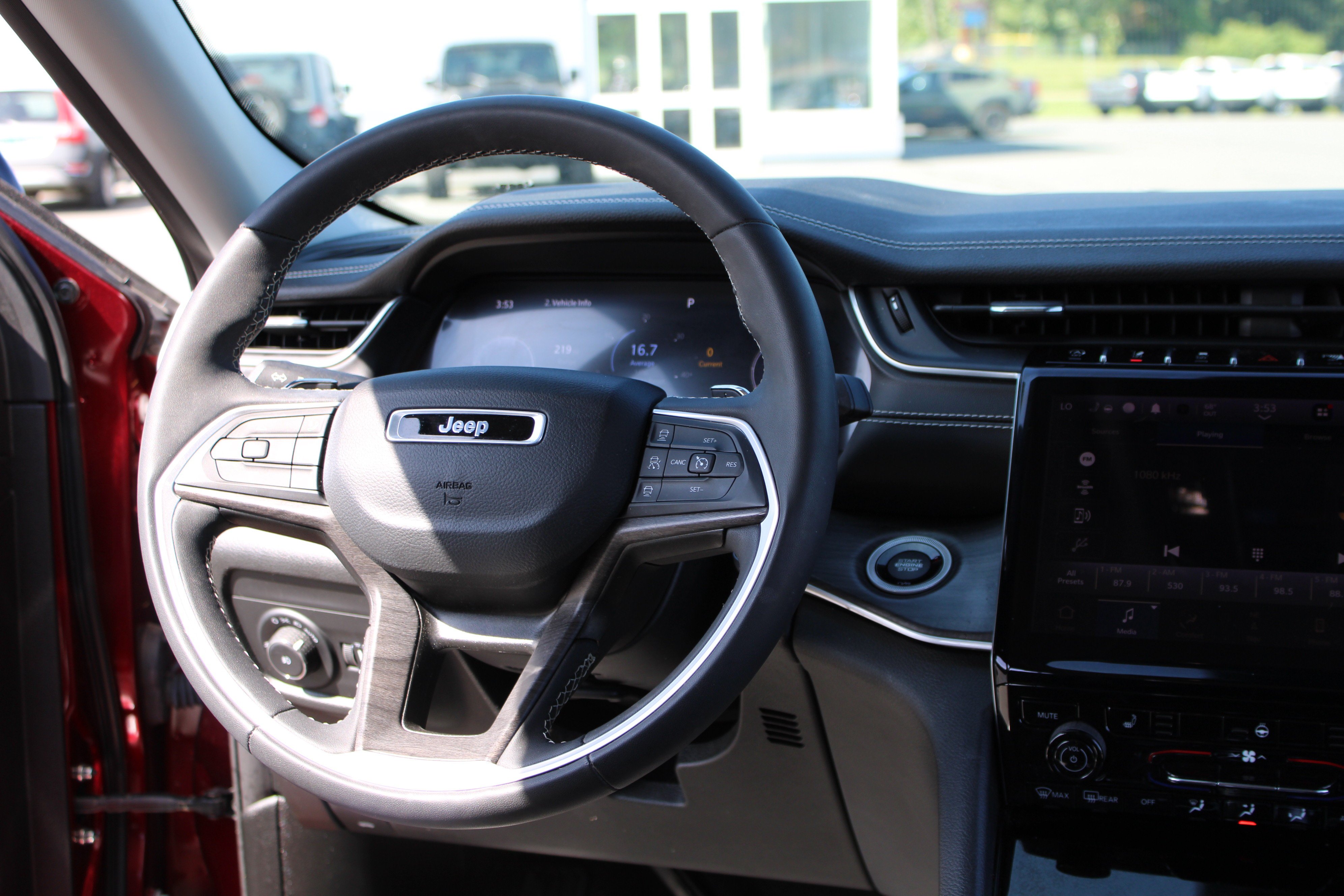 Used 2023 Velvet Red Pearlcoat Jeep Limited image 21
