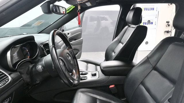 Used 2021 White Jeep Limited image 19