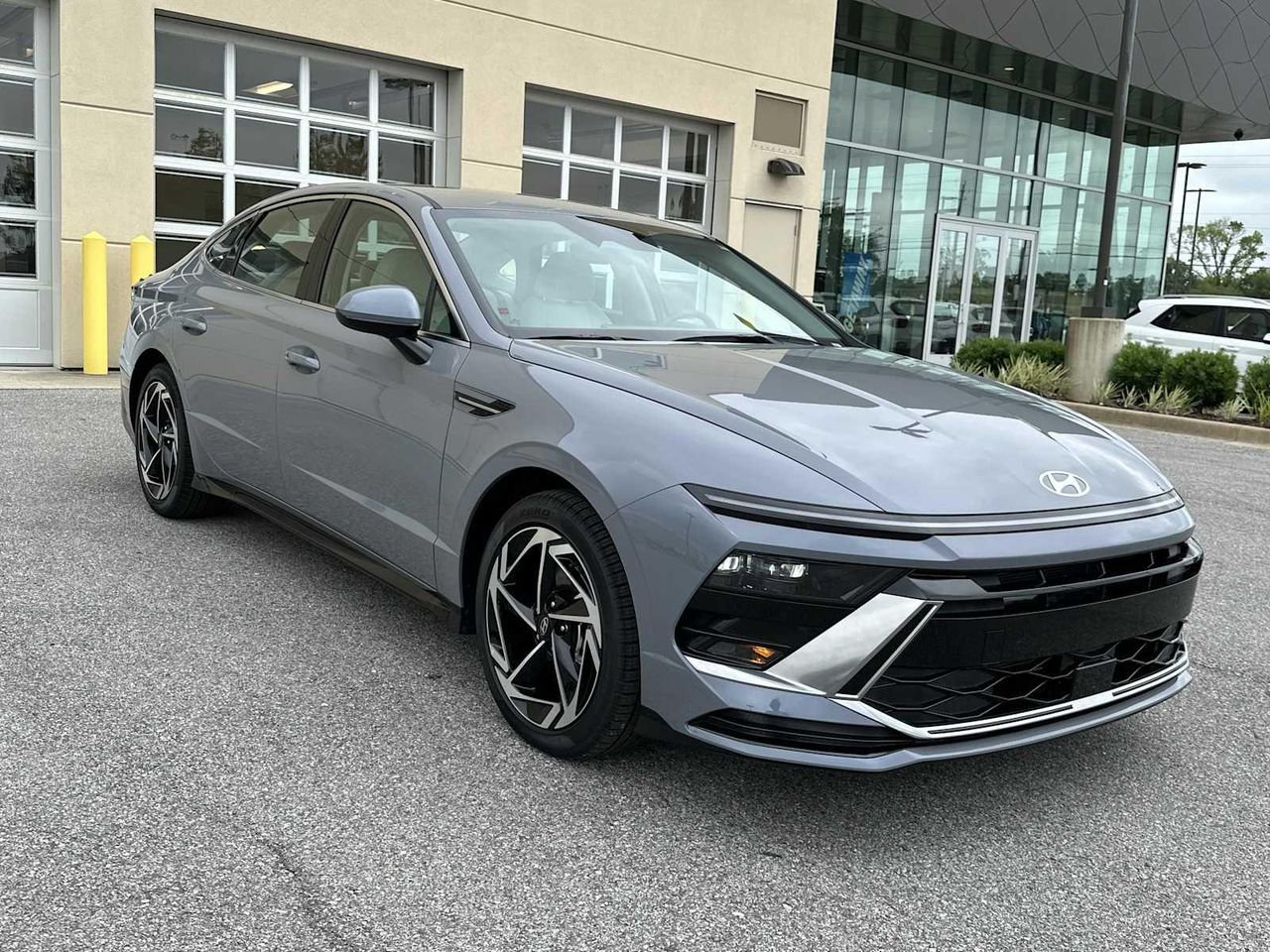 2026 Hyundai Sonata SEL AWD's photo