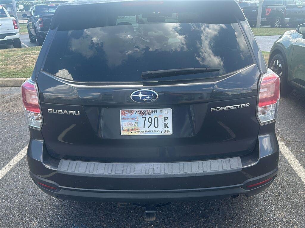 Used 2017 Gray Subaru 2.5i Premium PZEV CVT image 14