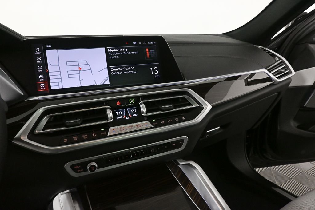 Used 2023 Gray BMW xDrive40i image 12