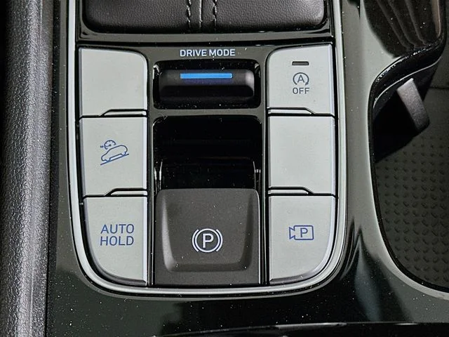 New 2026 Hyundai TUCSON SEL
