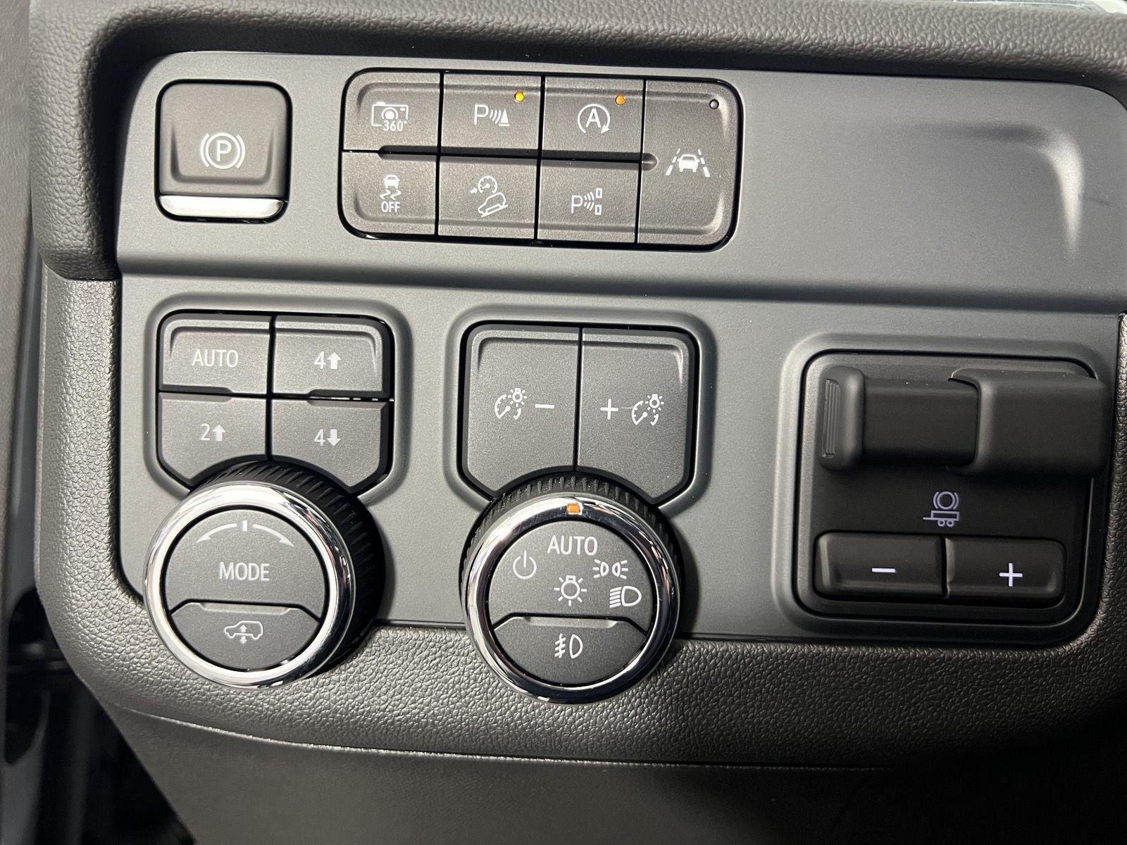 Used 2025 Sterling Gray Metallic Chevrolet High Country image 12