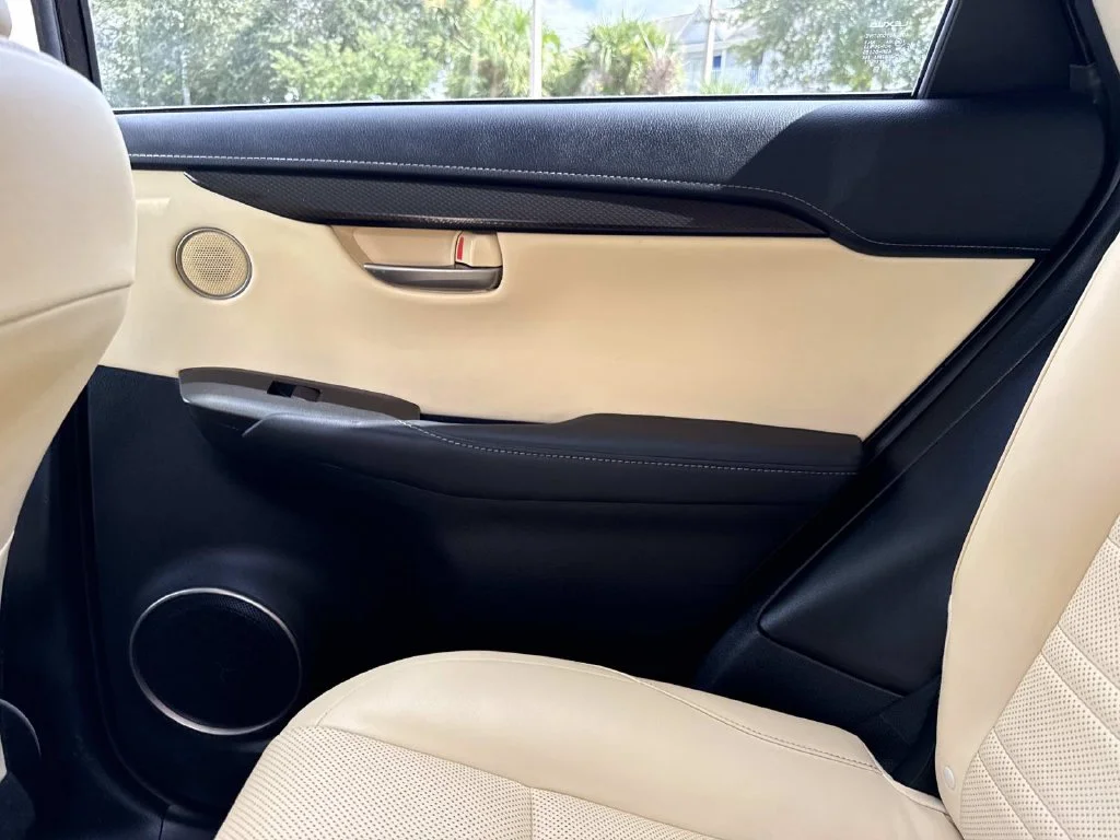Used 2015 Red Lexus 200t image 17