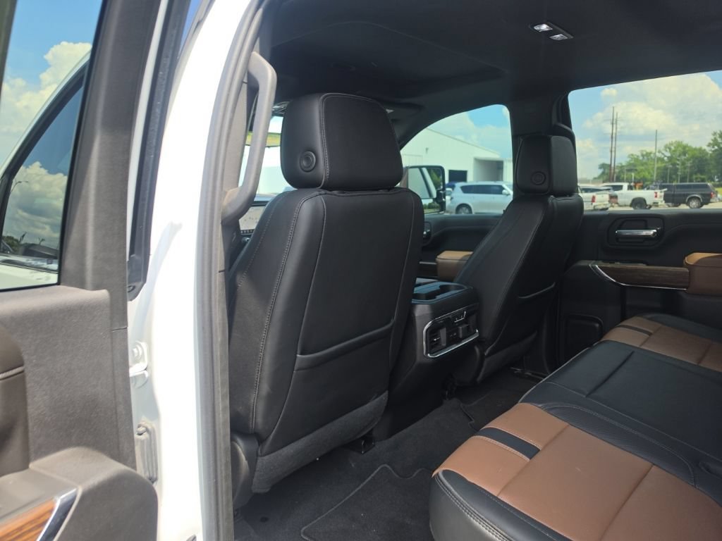 Used 2023 SUMMIT WHITE Chevrolet High Country image 28