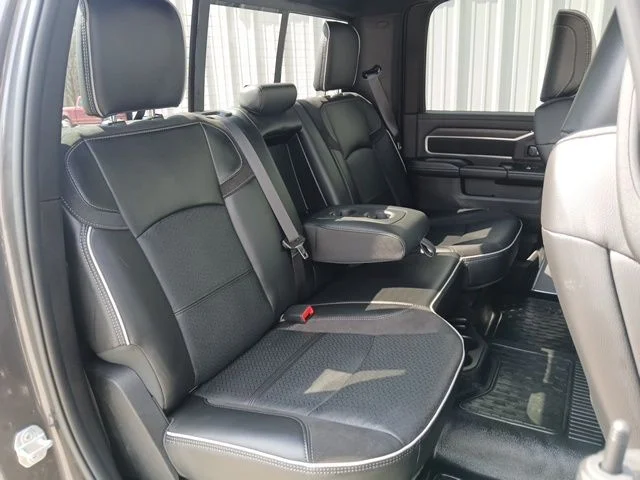 New 2026 Granite Crystal Metallic Clear-Coat Exterior Paint RAM Laramie image 21