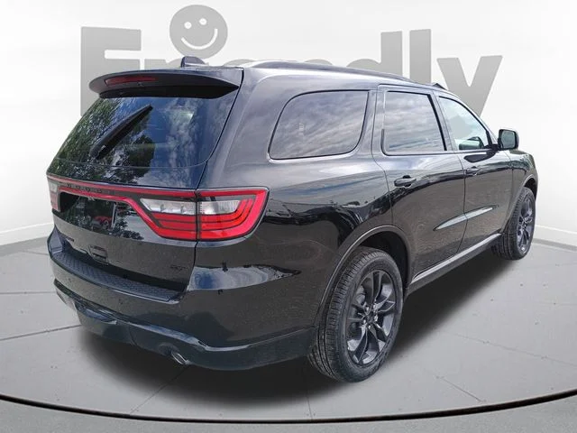 New 2026 Diamond Black Clear-Coat Exterior Paint Dodge GT Plus image 5