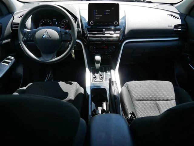 Used 2023 White Diamond Mitsubishi LE image 13