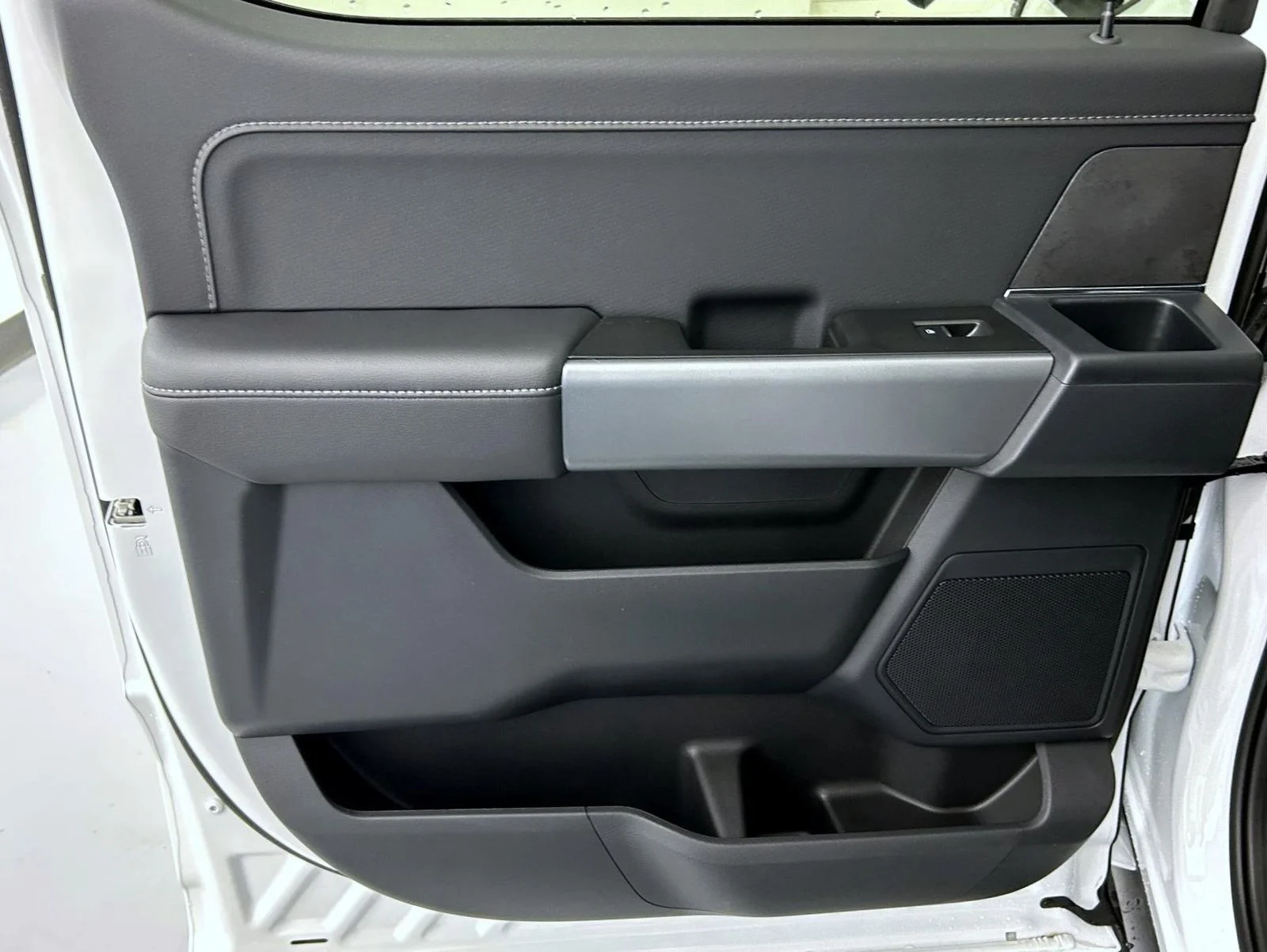 New 2026 White Ford XLT image 20