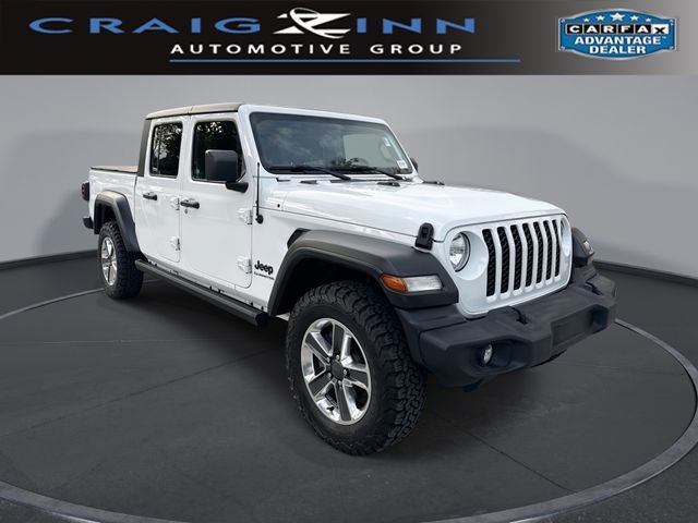 2020 Jeep Gladiator Sport S's photo