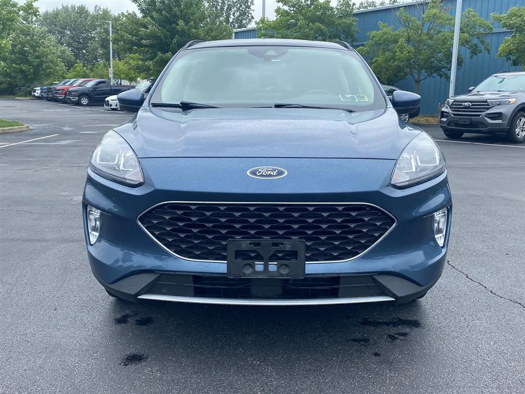 Used 2020 Blue Ford SEL image 6