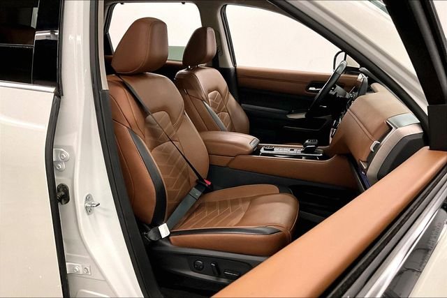2024 Nissan Pathfinder Platinum - Photo 8