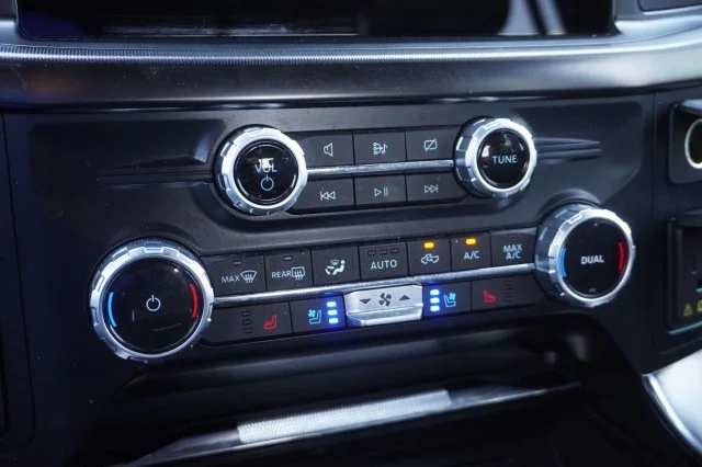 2023 Ford F-150 Platinum - Photo 40