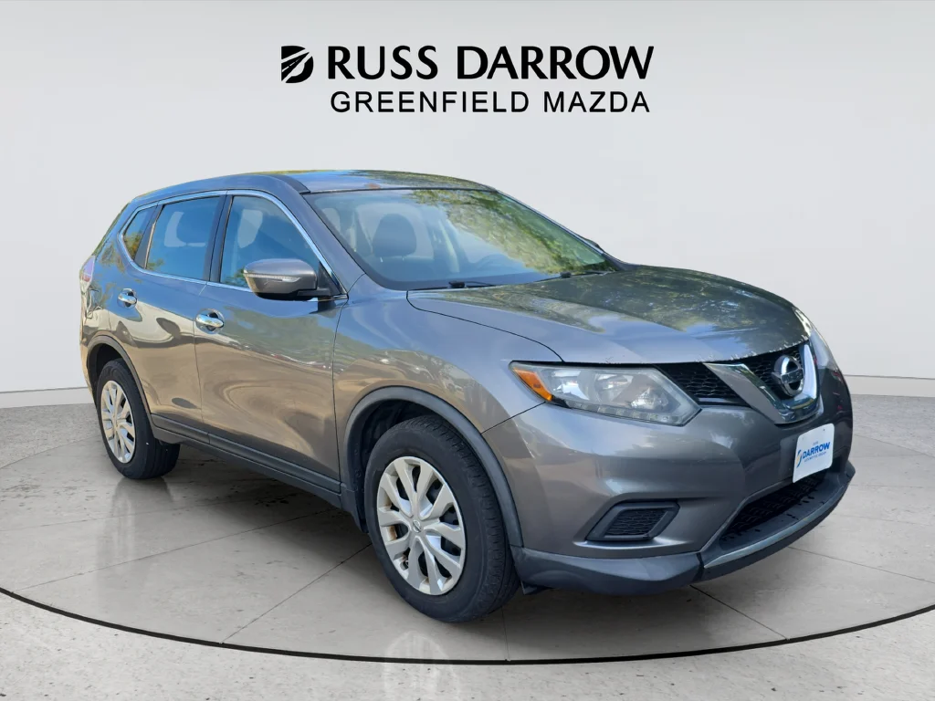 Used 2015 Gray Nissan S image 7