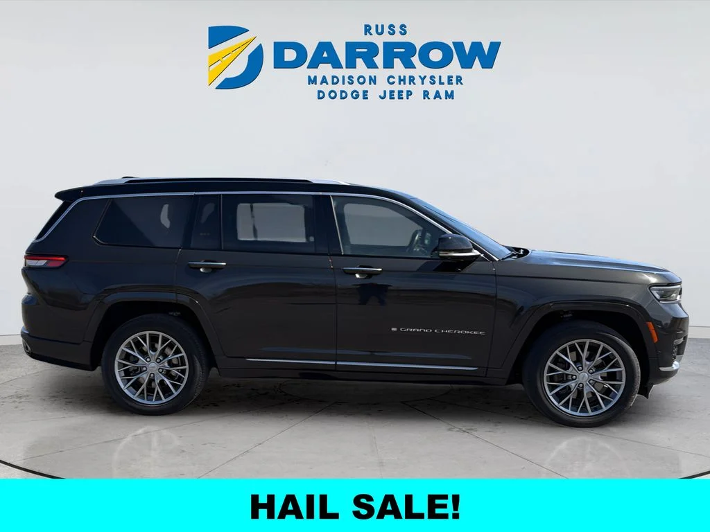 Certified Used 2022 Gray Jeep Summit image 6