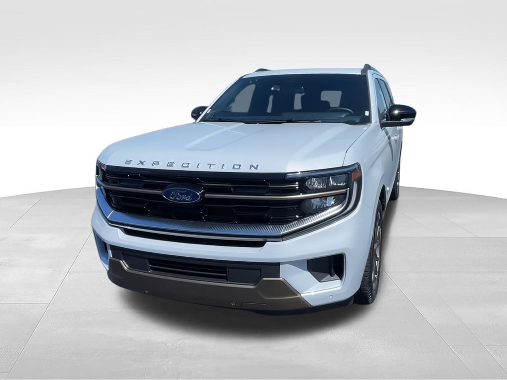 New 2026 Space Silver Metallic Ford King Ranch® image 3