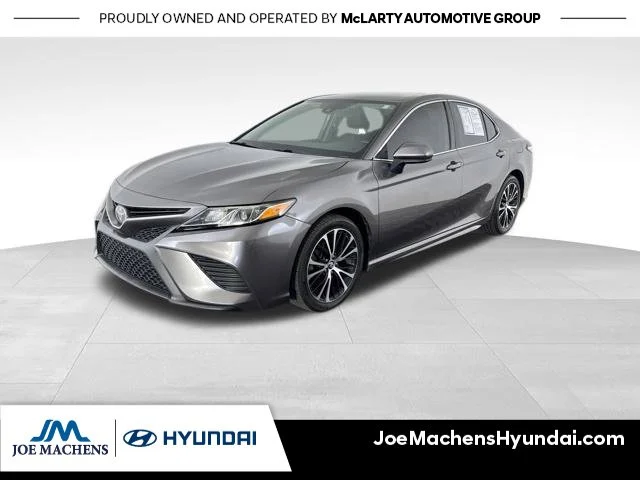 Used 2020 Gray Toyota SE image 3