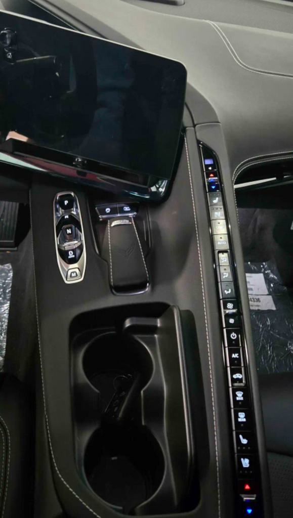 Used 2025 Blue Chevrolet Stingray image 4