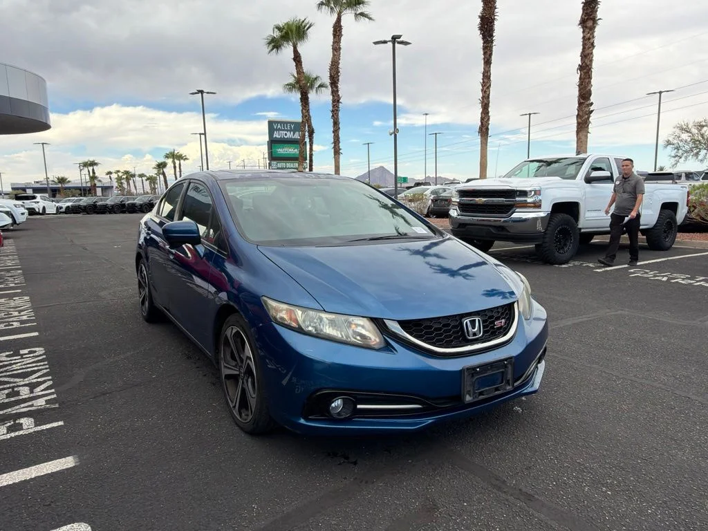 Used 2015 Blue Honda Si image 2