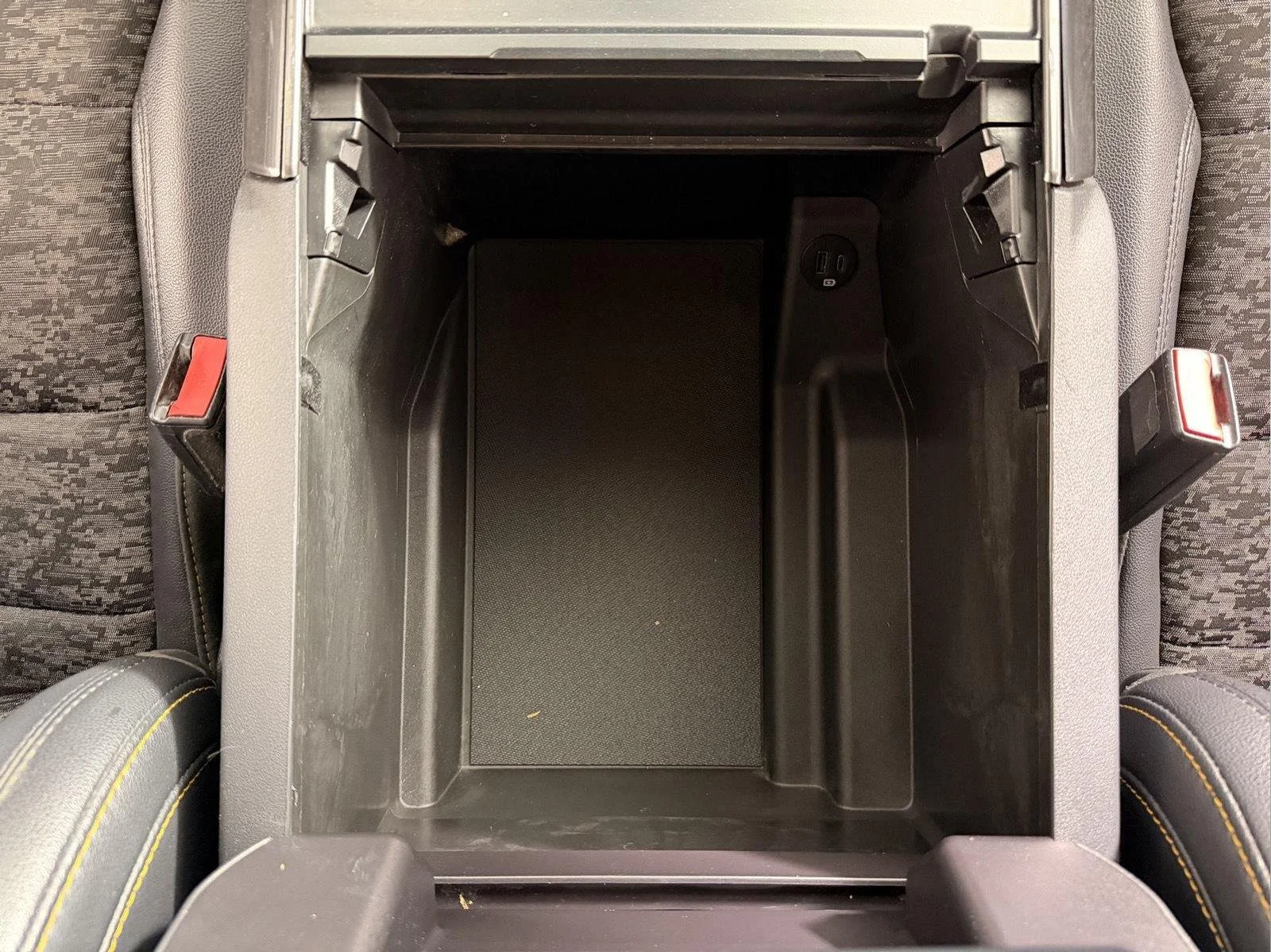 Used 2023 Agate Black FORD TREMOR image 33