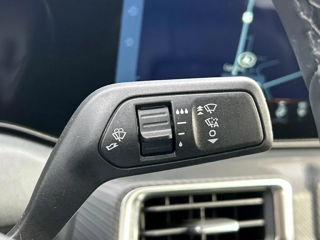 Used 2026 Gray Metallic Ford GT Premium image 31