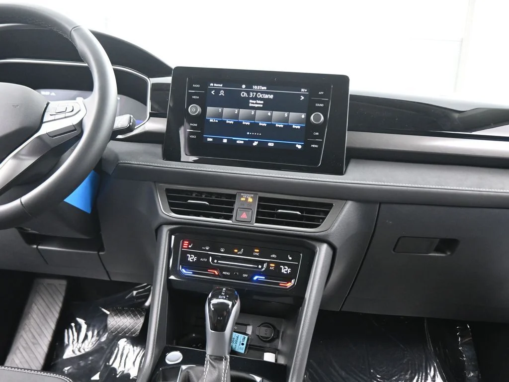 2026 Volkswagen Taos SE Black - Photo 46